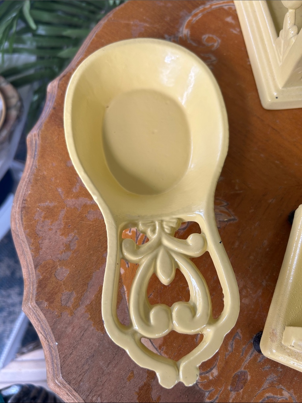 Yellow Cast Iron Kitchen Set - Picture 2 of 16